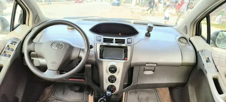 Toyota Yaris Compact 2007 – photo 4