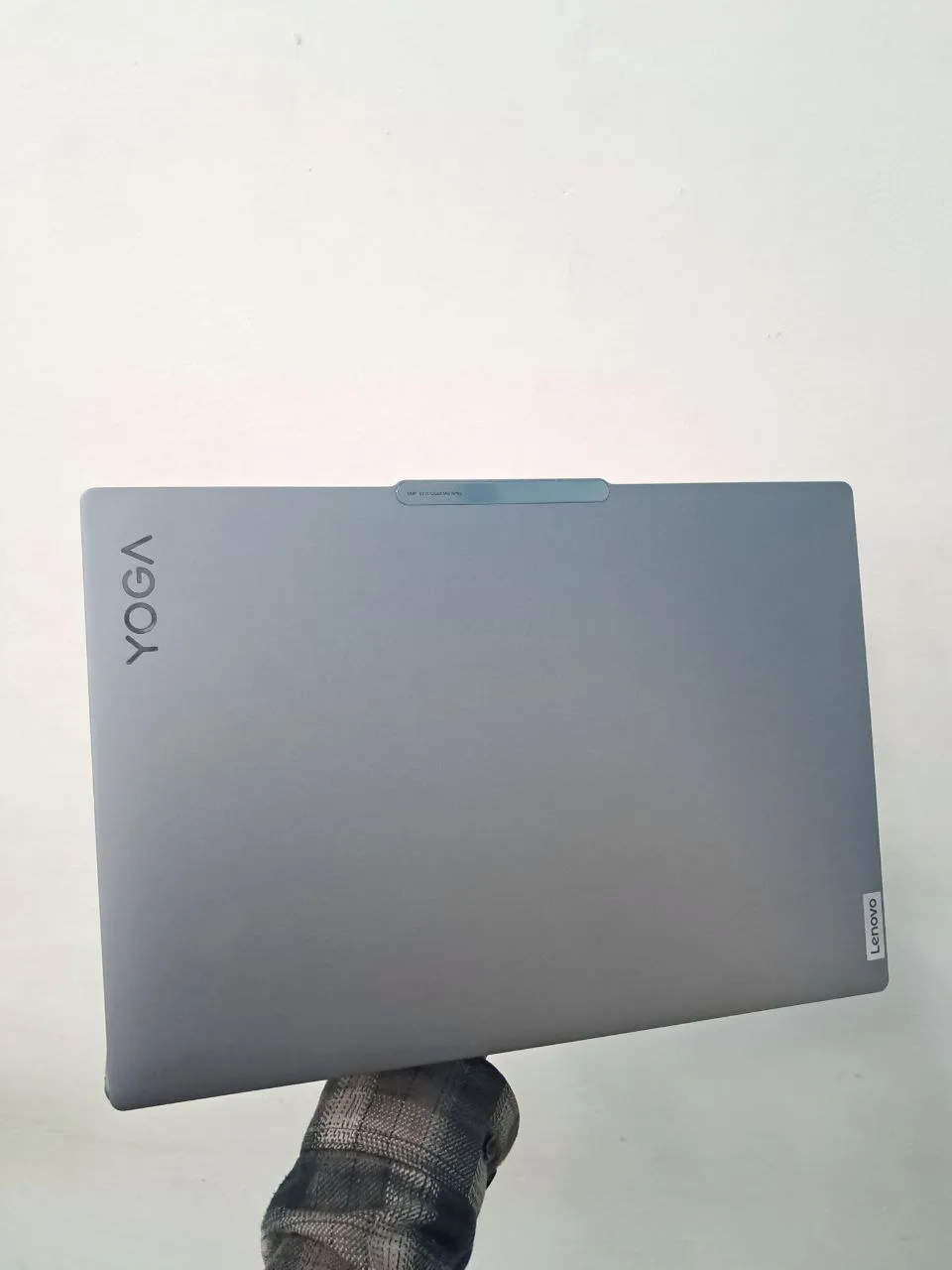 Lenovo Yoga Pro 9 16IMH9 Laptop – photo 3