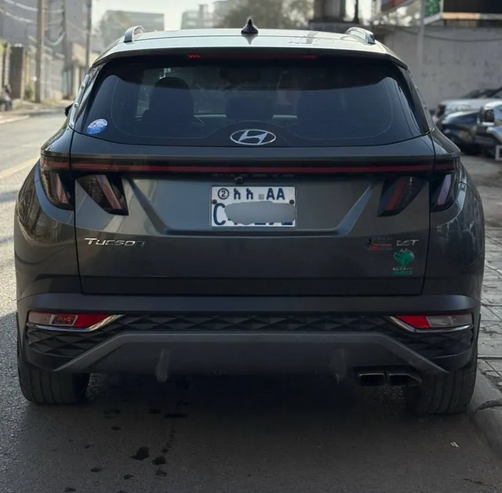 Hyundai Tucson 2023 SUV – photo 9