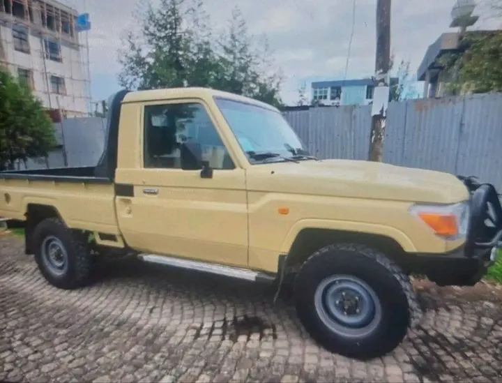 Toyota 1HZ Single Cab 2002 – photo 4