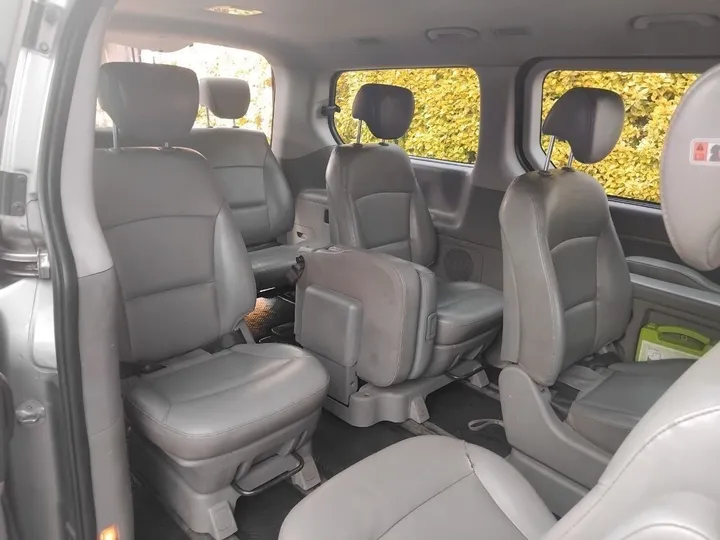 Hyundai Starex 2015 Automatic Van – photo 7