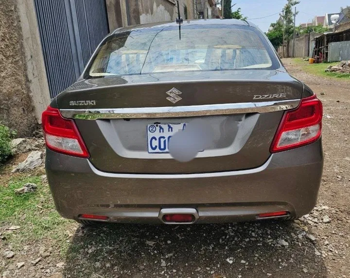 Suzuki Dzire 2021 Sedan – photo 3
