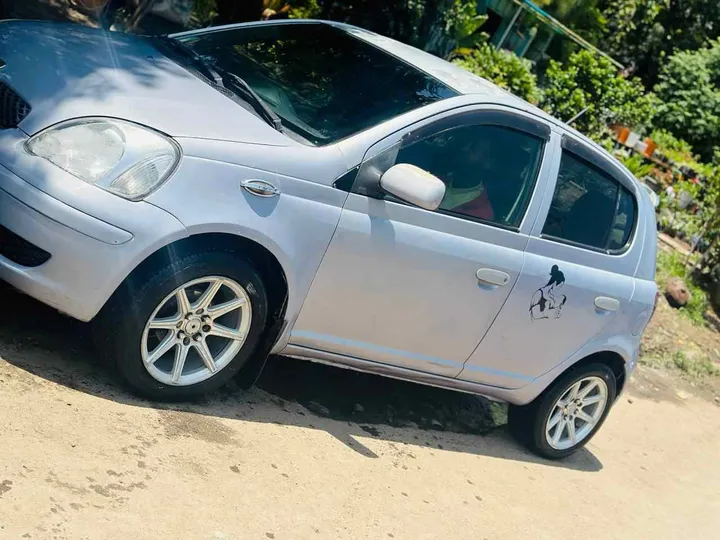 Toyota Vitz 2004 Automatic – photo 4