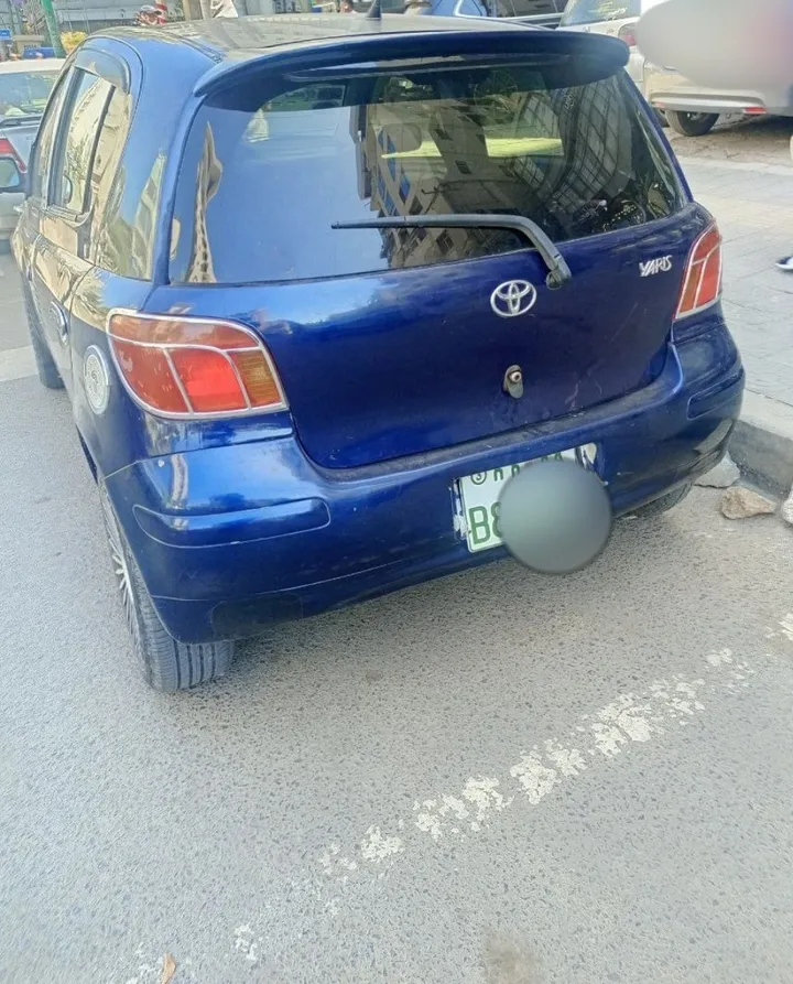 Toyota Vitz Yaris 2003 Manual – photo 4