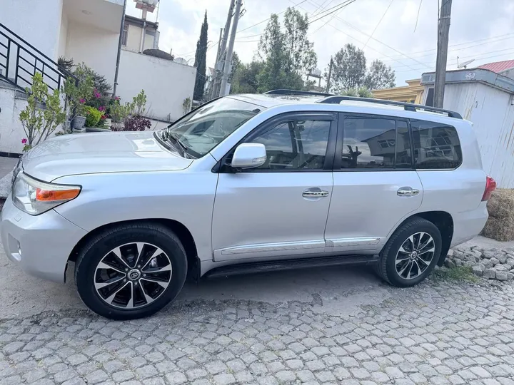 Toyota Landcruiser V-XR 2015 Diesel – photo 6