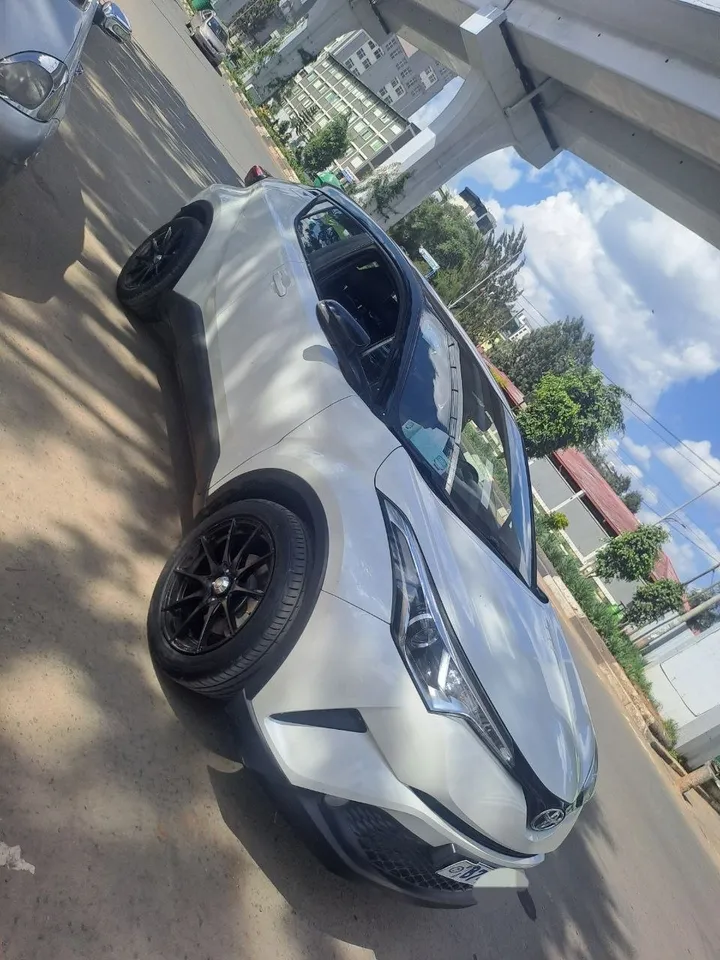 Toyota C-HR 2020 1.2T AWD – photo 8