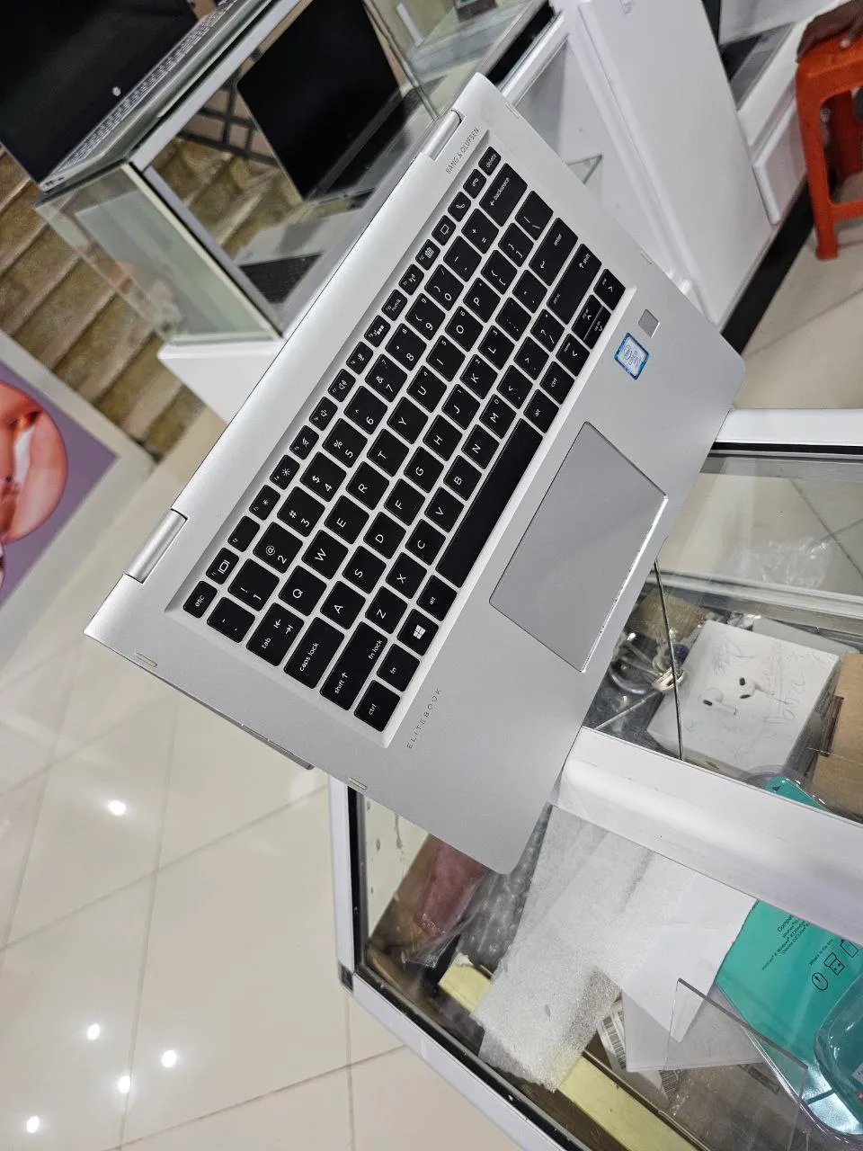 HP EliteBook 1030 G2 Laptop – photo 4