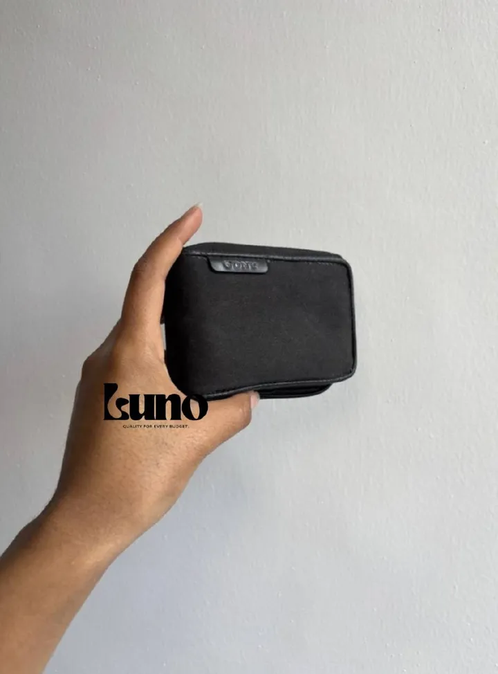Compact Black Camera Bag – photo 3
