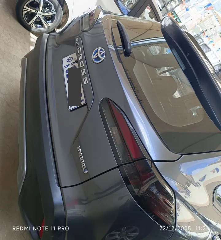 Toyota Corolla Cross Hybrid 2022 – photo 3