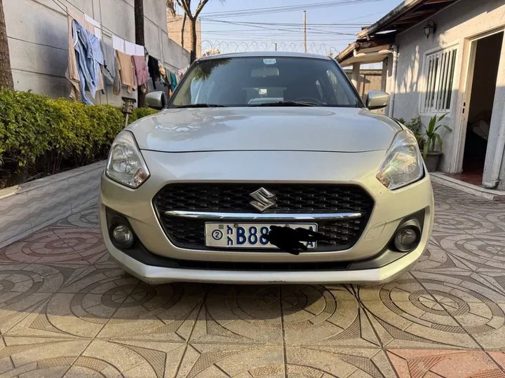 Suzuki Swift 2021 Full Option – photo 4
