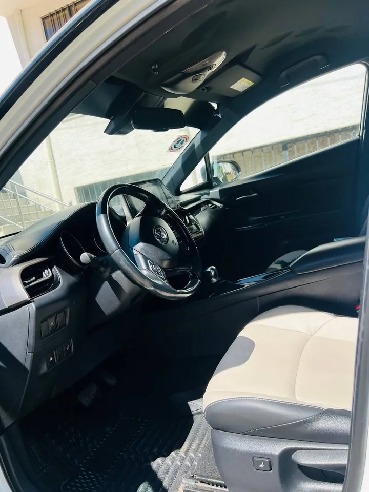 Toyota C-HR 2019 Full-Option – photo 6