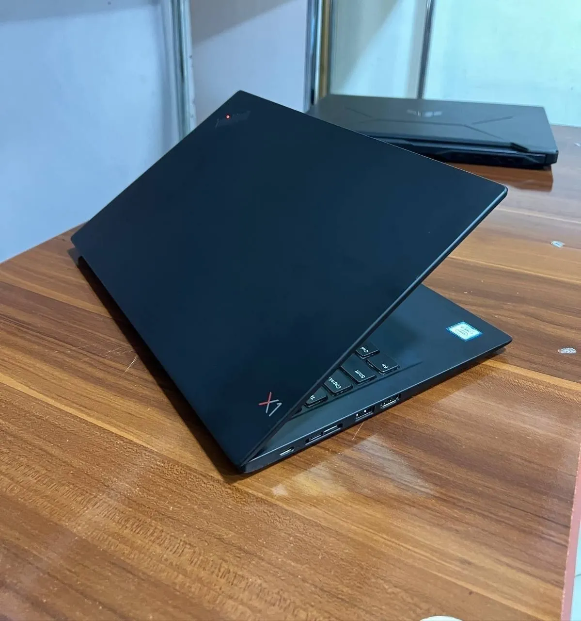 Lenovo X1 Carbon i5 Laptop – photo 4