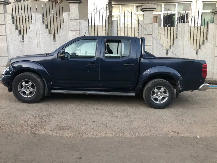 Nissan Navara Automatic 2009 – photo 7
