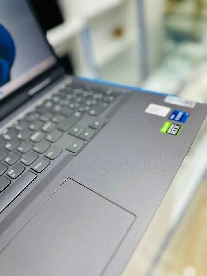 Lenovo LOQ 15 i7 RTX 4060 Gaming Laptop – photo 4