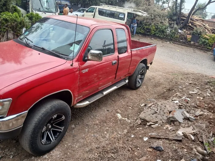 Twin Cab Pickup Model 1999 – photo 3