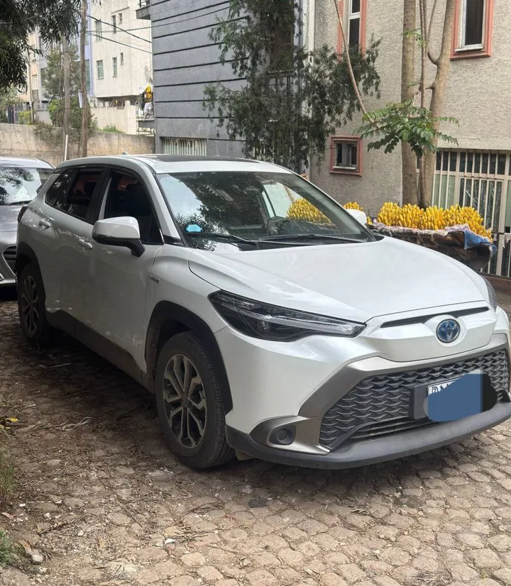2023 Toyota Frontlander Hybrid SUV – photo 4