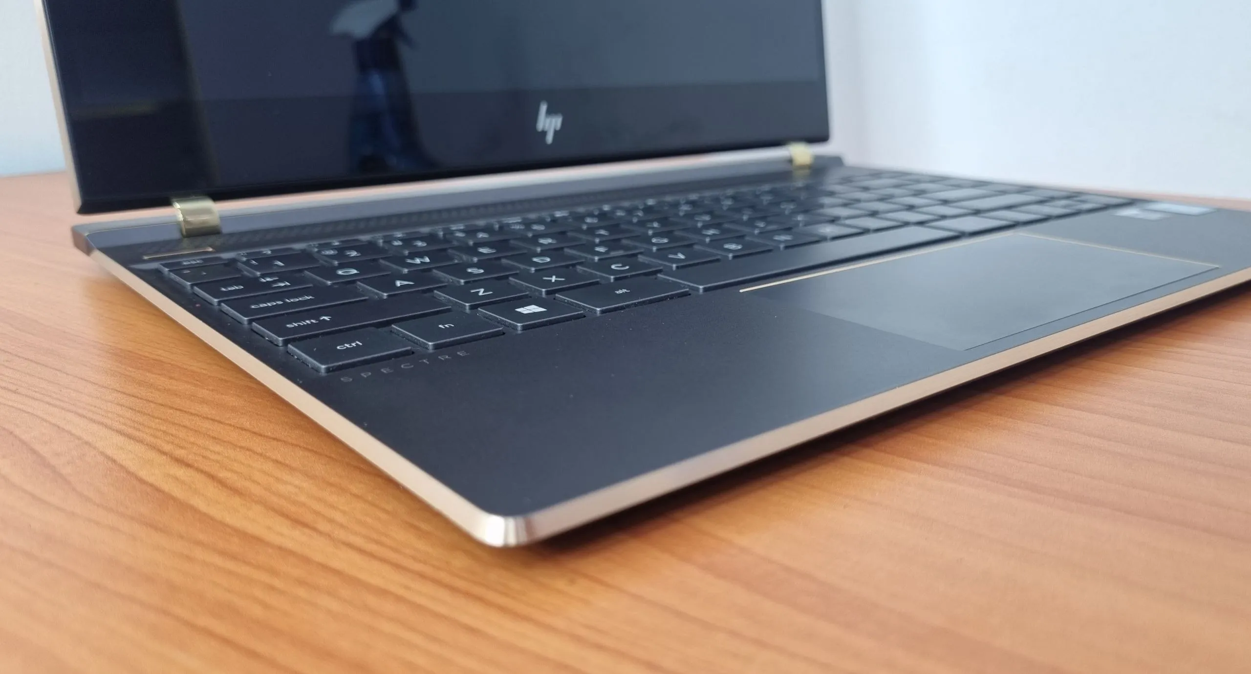 HP Spectre i5 8GB 256GB Touchscreen – photo 4
