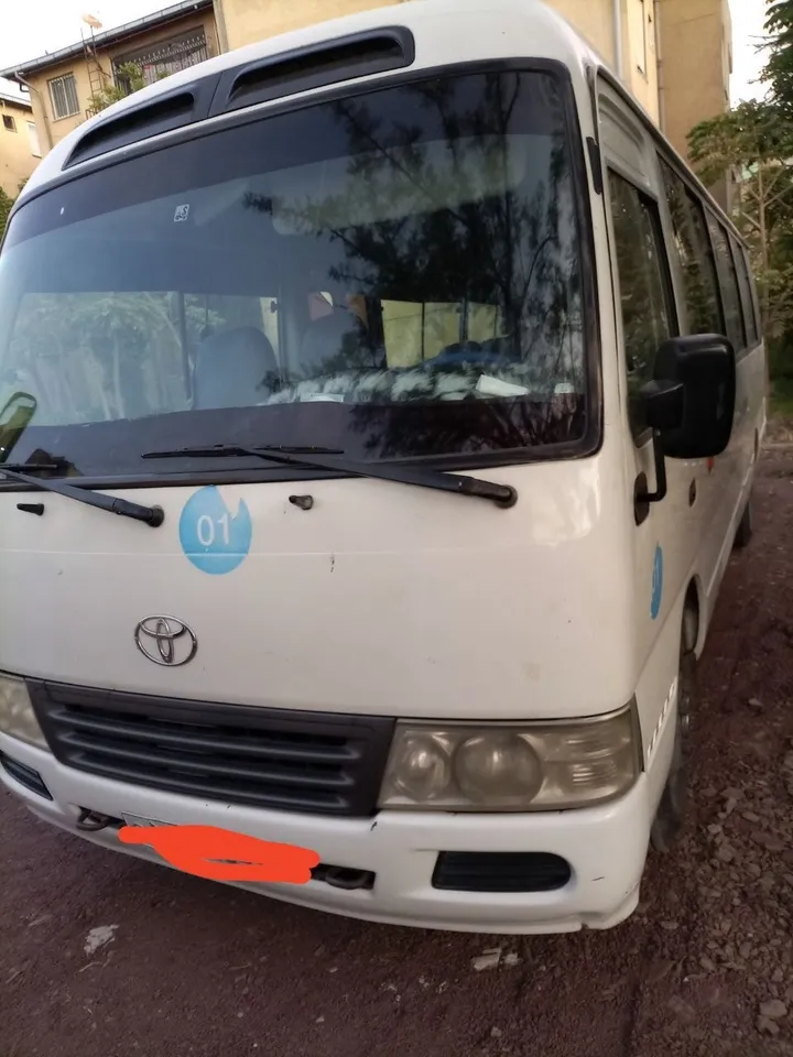 Toyota Coaster Minibus 2007 Model – photo 5