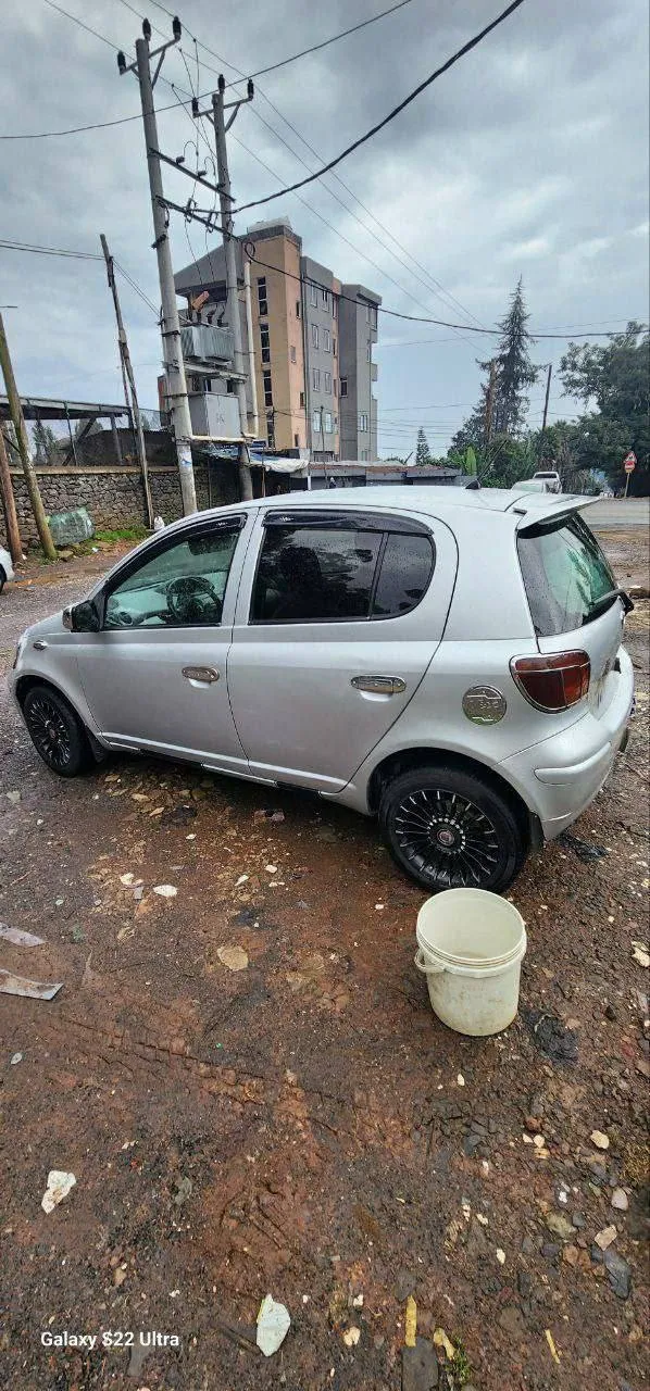 Toyota Vitz 2004 Automatic – photo 3