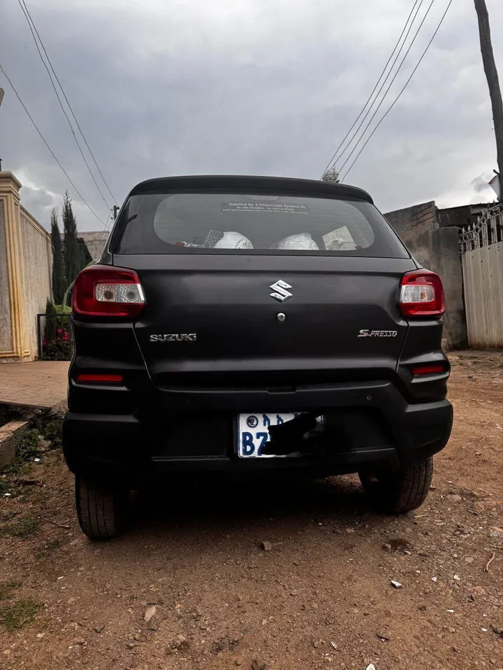 Suzuki S-Presso 2020 Manual – photo 4