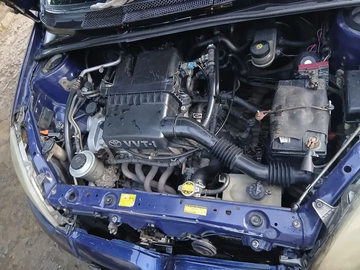 Toyota Yaris 2001 Manual – photo 8