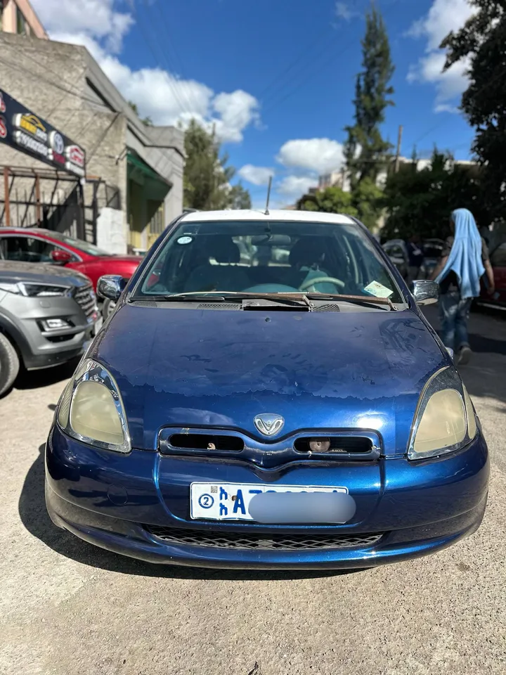 Toyota Vitz 2001 Automatic – photo 3
