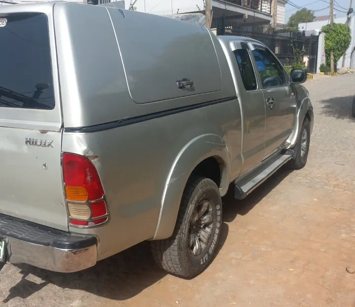 Toyota Hilux King Cab 2010 – photo 10