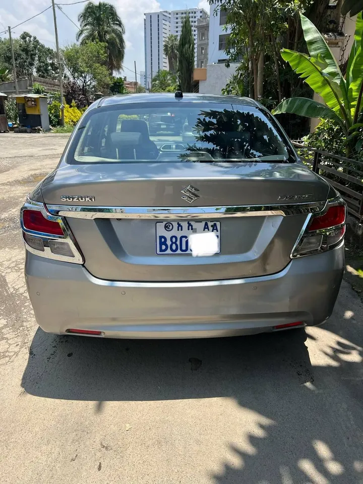 Suzuki Dzire 2021 Automatic – photo 5