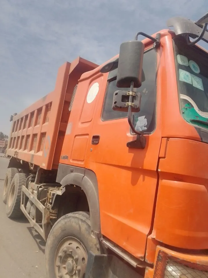Sinotruk HOWO Dump Truck 2017 – photo 4