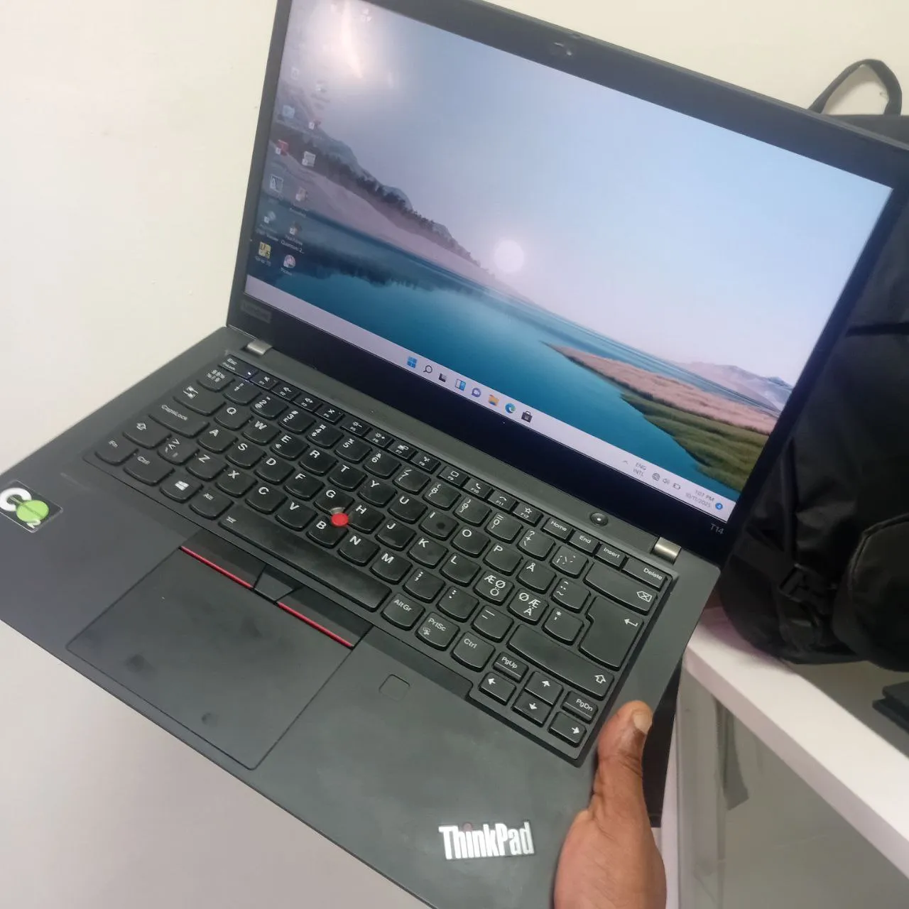 Lenovo ThinkPad T14 Gen 2i Laptop – photo 5
