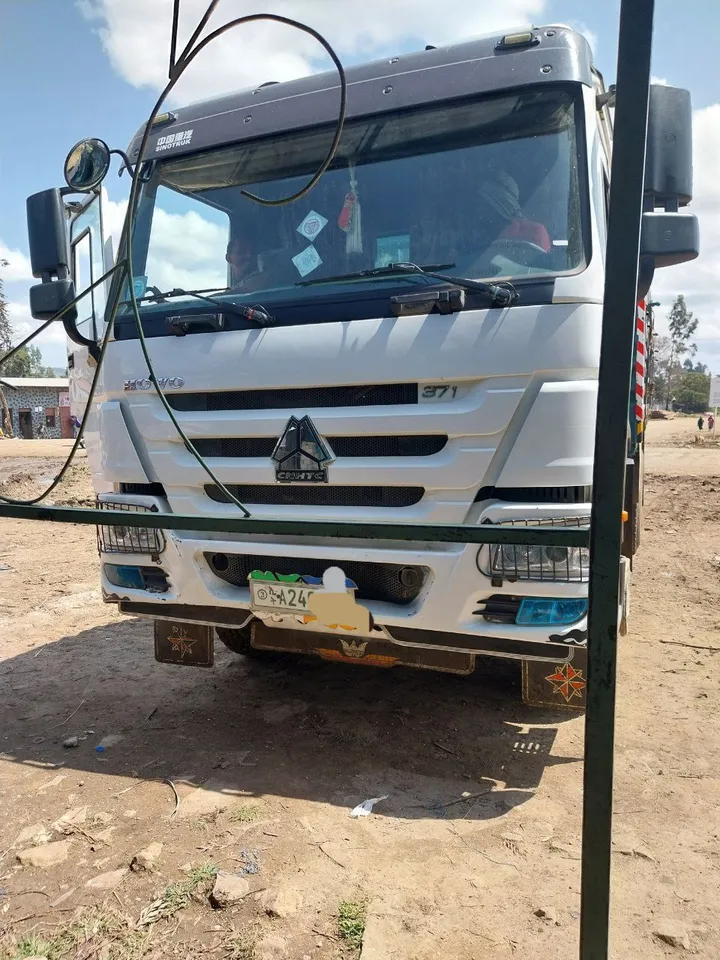 2023 Sinotruk Cargo Truck 12.5T – photo 3