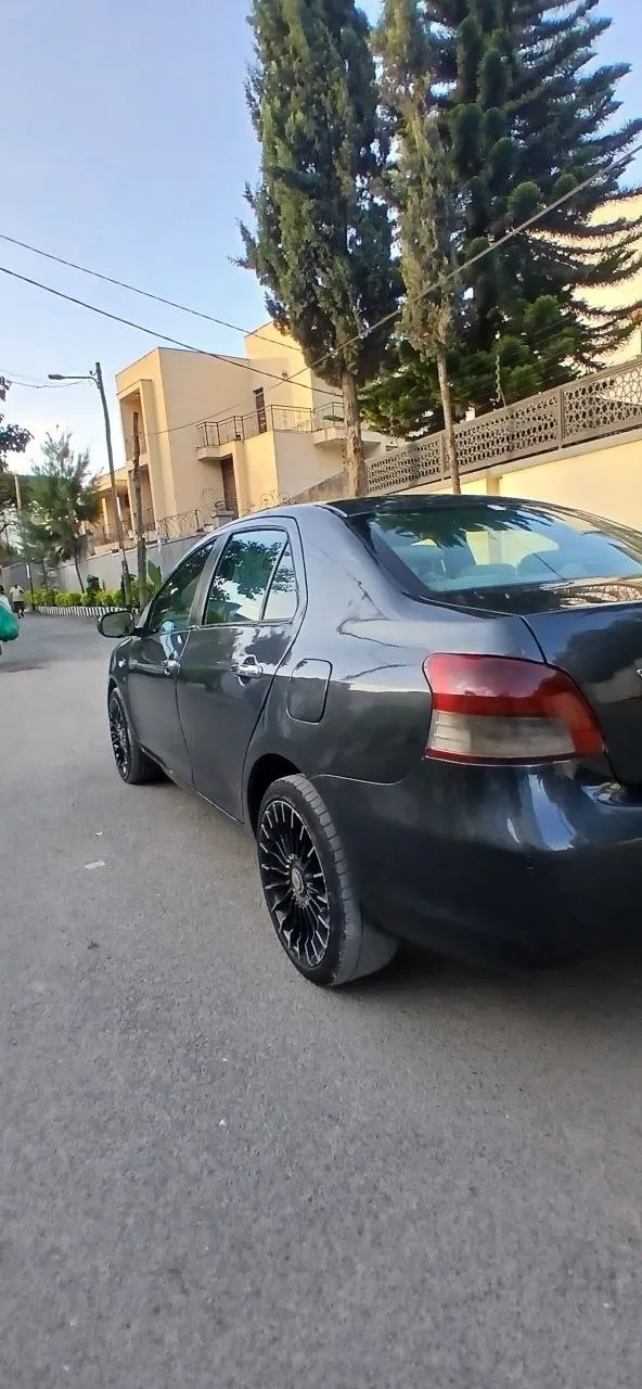 Toyota Yaris Sedan 2007 – photo 4