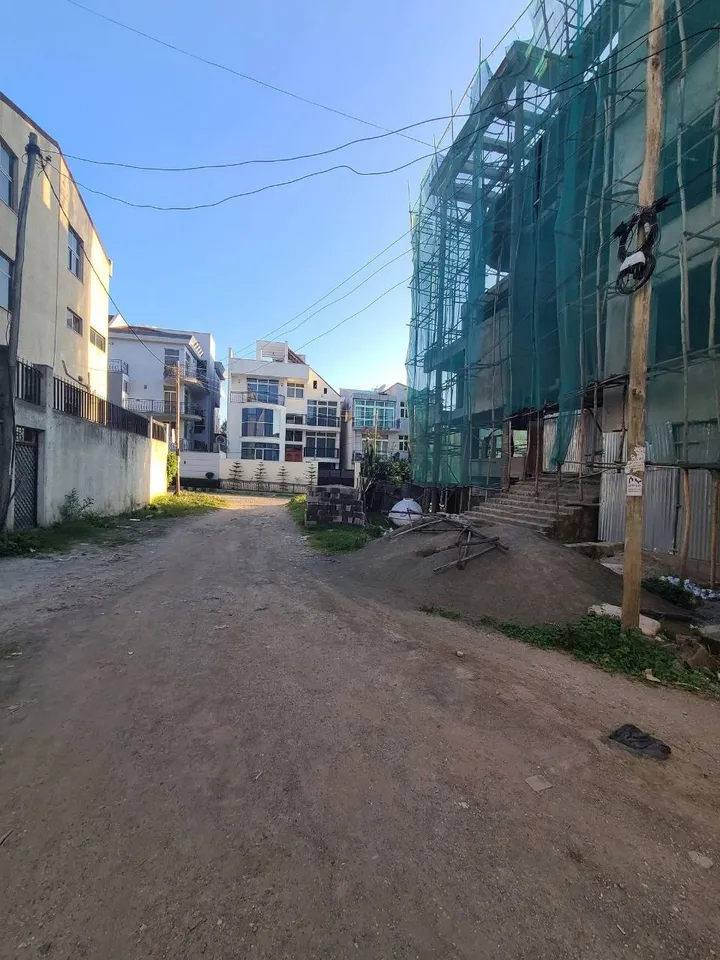 G+2 6 Bedroom House in Summit – photo 3