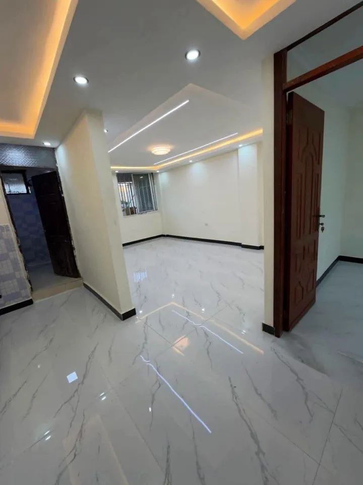 Modern 2-Bedroom Condo in Yeka Abado – photo 3
