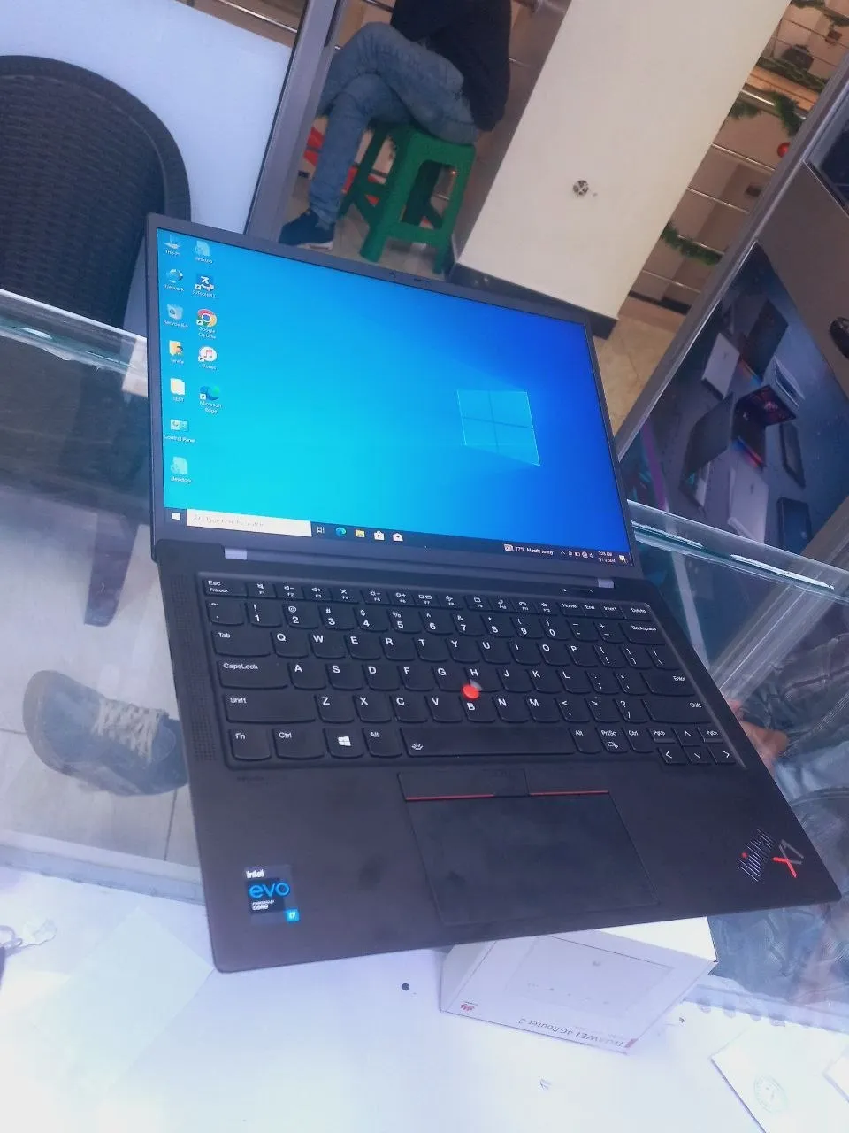 Lenovo X1 Carbon i7 32GB 512GB – photo 3