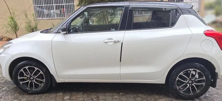 Suzuki Swift 2022 Automatic – photo 4