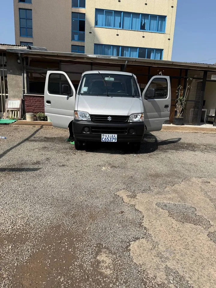 Suzuki Mini Van 2024 – photo 5