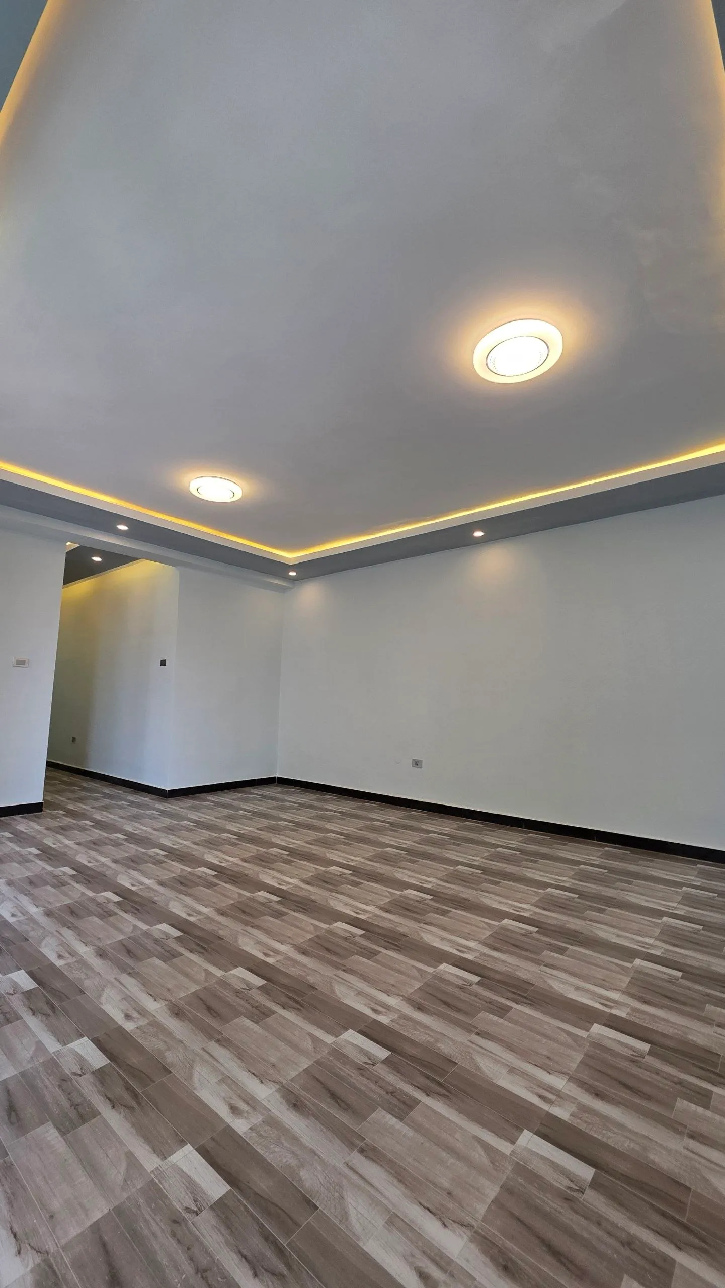 3 Bedroom 107 sqm Condo 9th Floor – photo 4