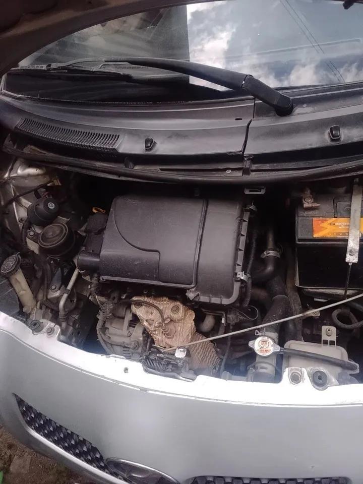 Toyota Yaris Compact 2008 – photo 7