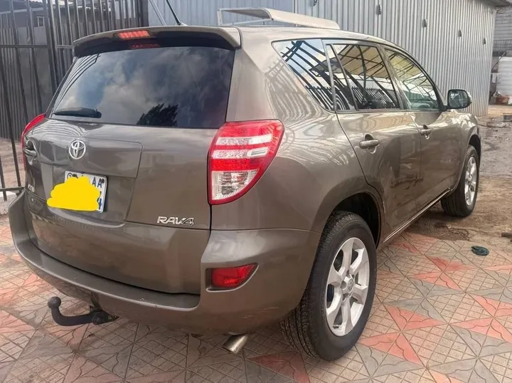Toyota Rav4 2012 4WD Automatic – photo 3