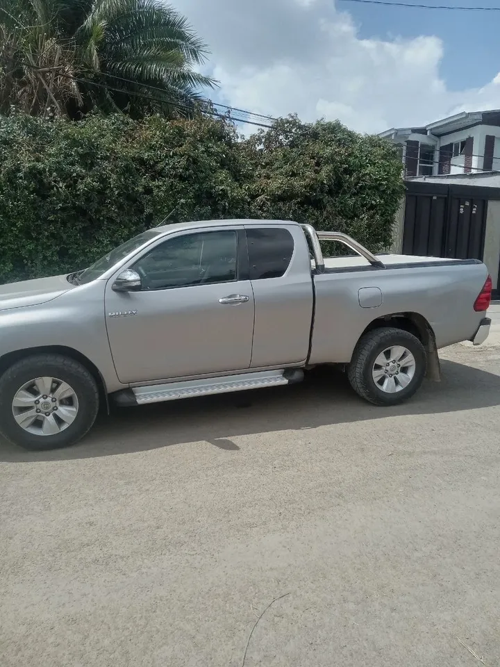Toyota Revo King Cab 2017 – photo 4