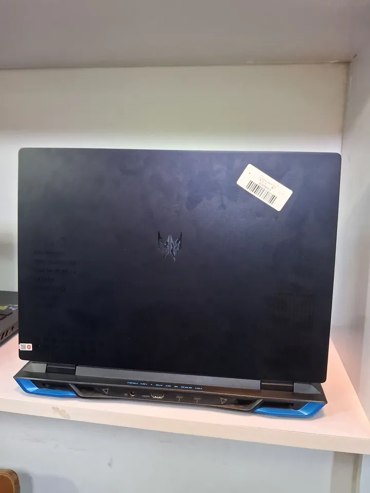 Acer Predator Helios 300 Gaming Laptop – photo 4