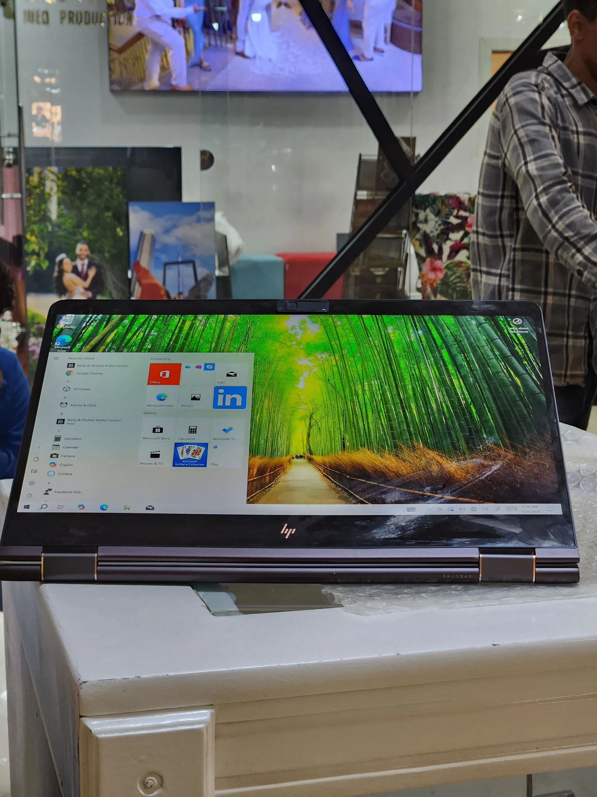 HP Spectre X360 Convertible Laptop – photo 3
