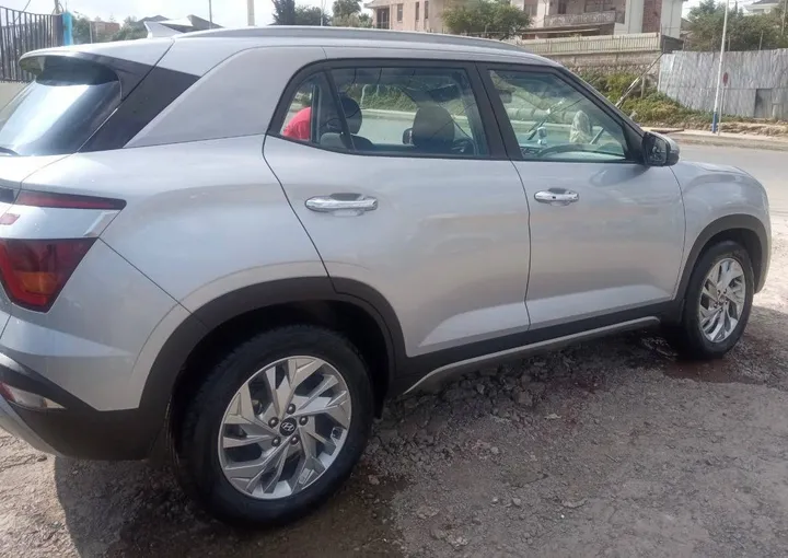 Hyundai Creta 2022 Automatic Silver – photo 4