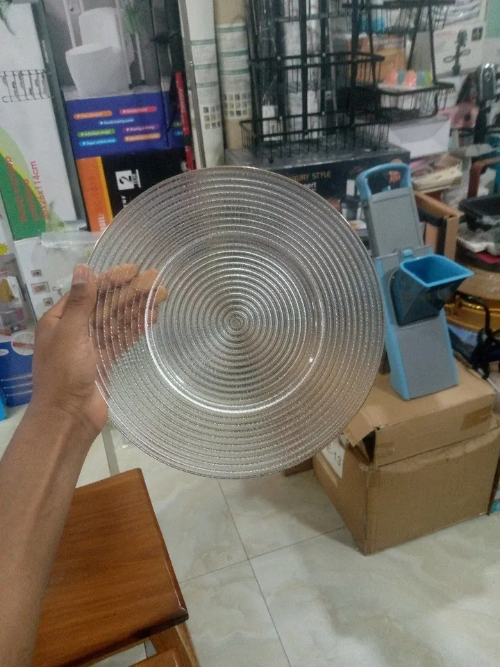 Glass Dinner Plate – photo 3