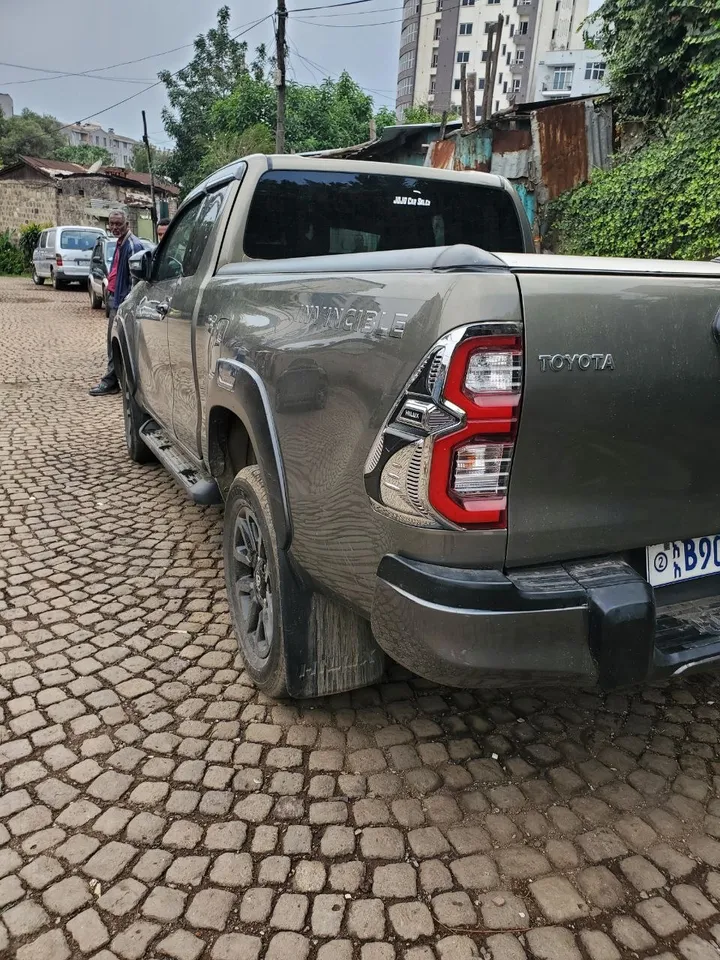 Toyota Hilux 2.8L Diesel 2021 – photo 5