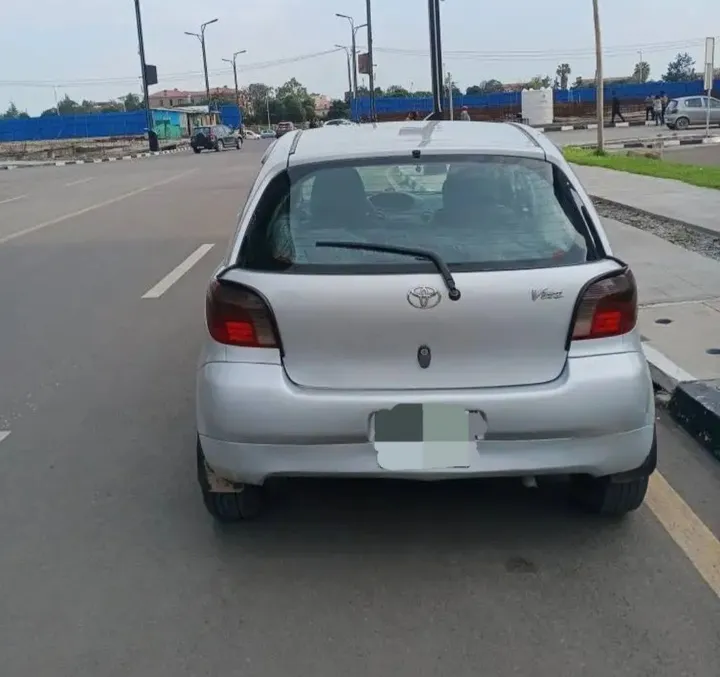 Toyota Vitz 2001 Automatic – photo 6