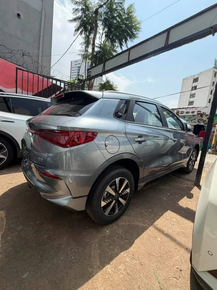 BYD E2 2025 Full Option – photo 4