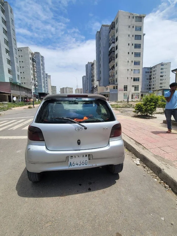 Toyota Vitz 2001 Automatic – photo 5