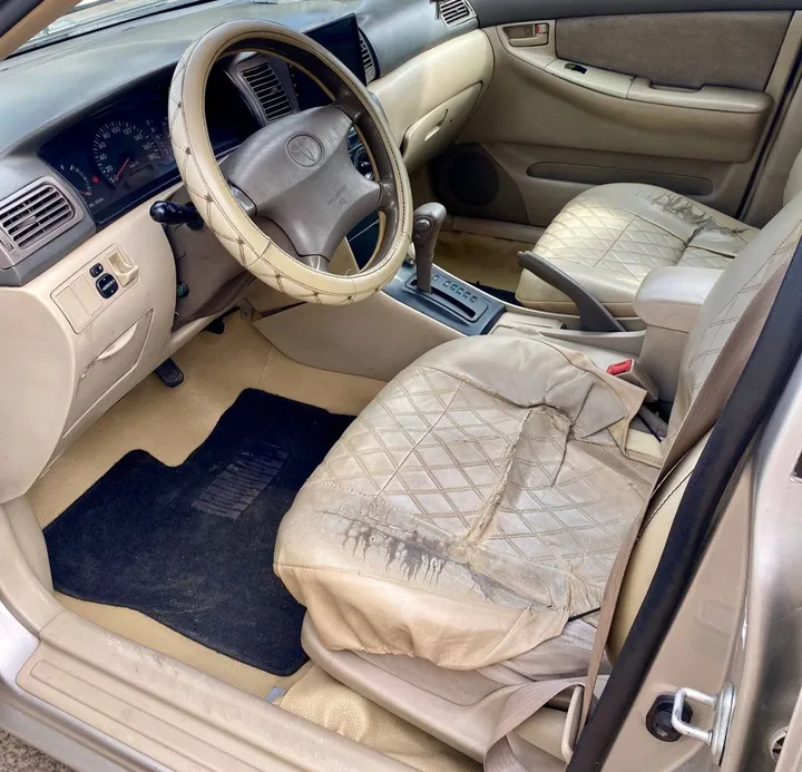 Toyota Corolla 2003 Automatic – photo 6